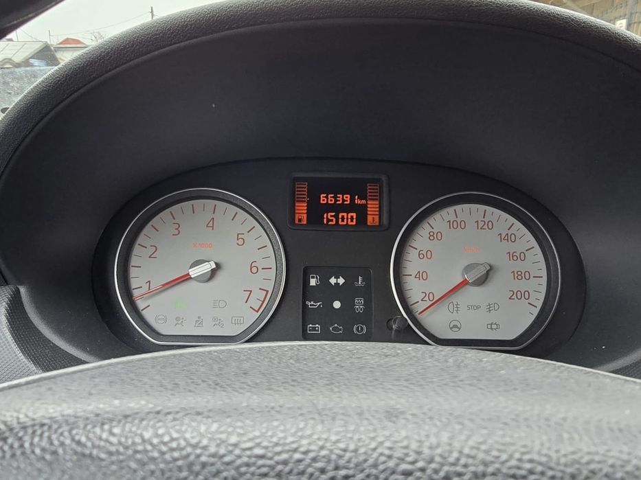 Dacia Logan pentru dezmembrari
