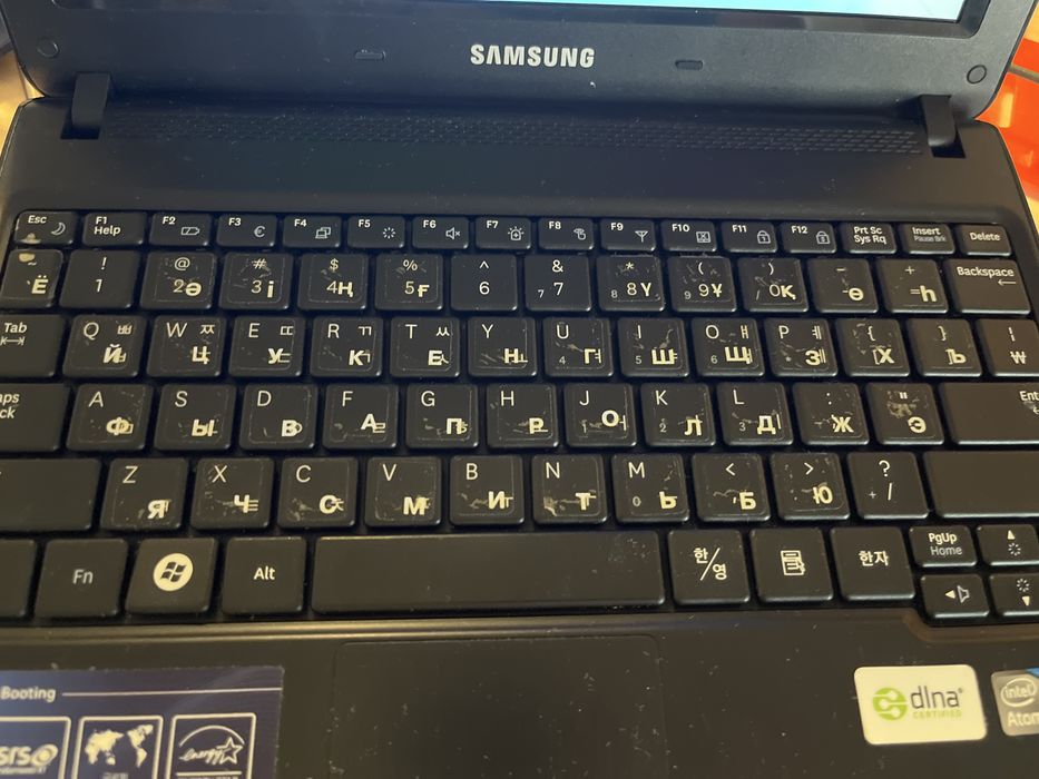 Samsung N145 plus