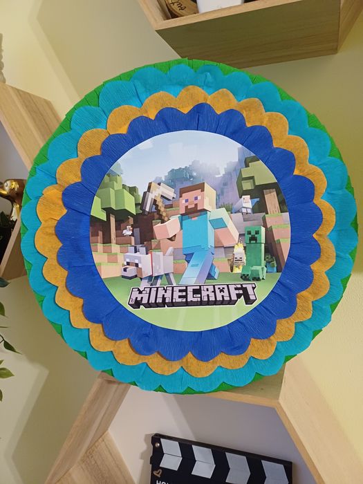 Pinata piniata Paw Patrol Sonic Stitch Gabby's Dollhouse Wednesday