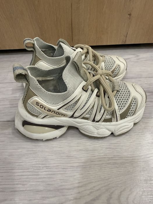 Детские кроссовки для девочки