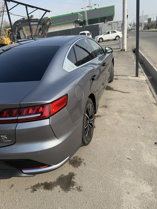 Продается byd han 2021