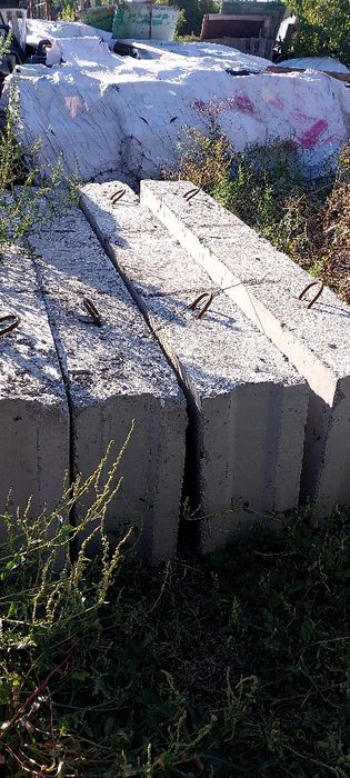 Блоки железобетоные