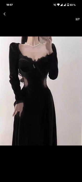 Платье готическое, с кружевами на талии