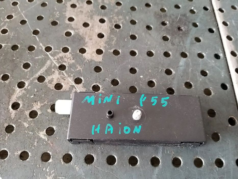 Amplificator antena mini cooper s f55 65209270033 21137210cn 920323105
