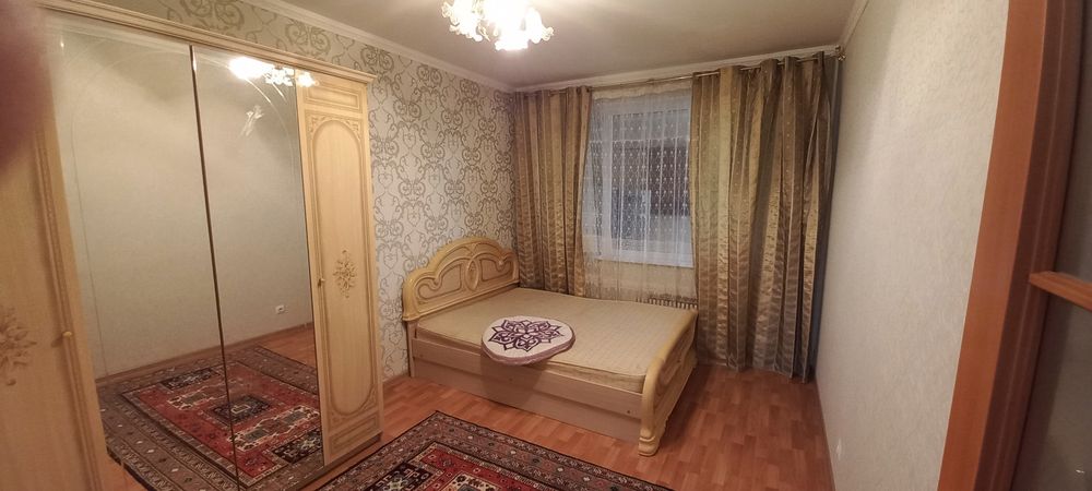 Сдаётся кв в 12мкр 57д. Центр города.