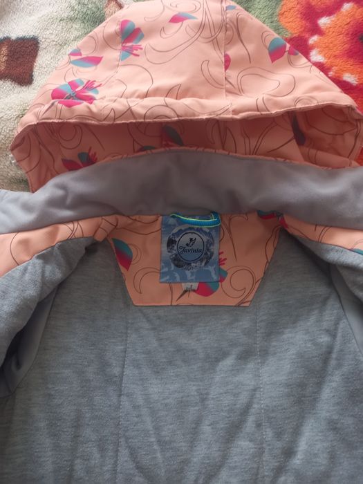 Продам комбинезон для девочки