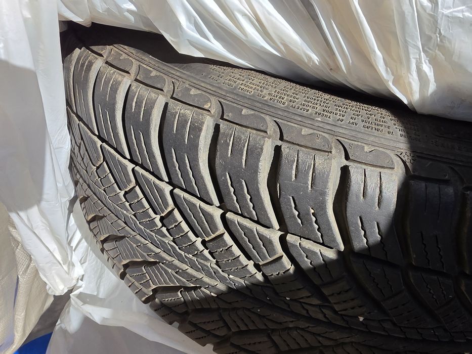 Vând roti complete iarna jante bmw seria 5 f10 f11