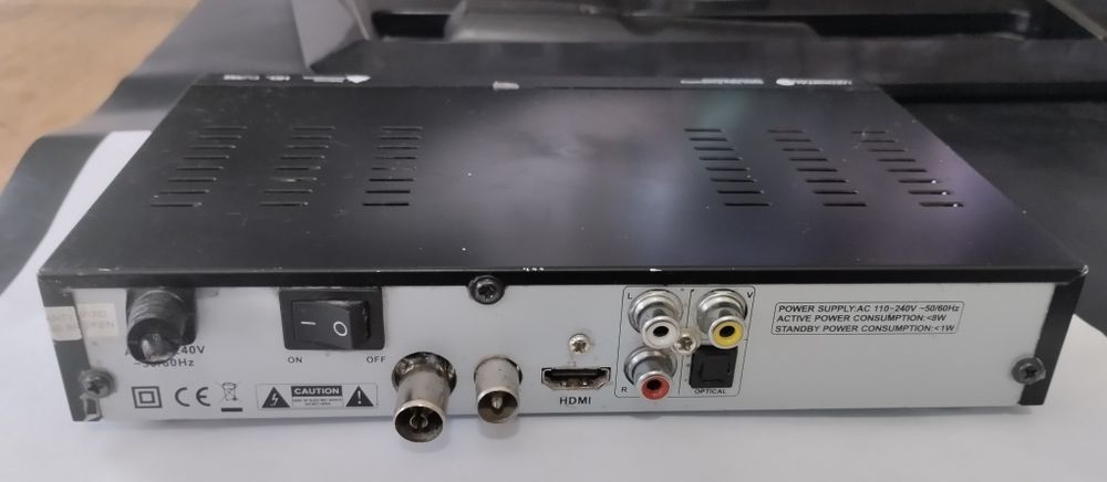 Тюнер UZDIQITAL TV -  не рабочий