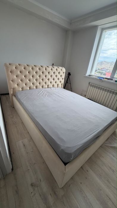 Продам б/у кровать
