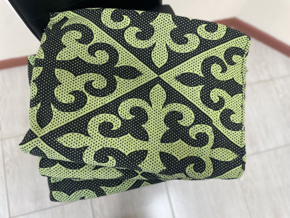 Продаются летние одеяла, размер 140×220 см.