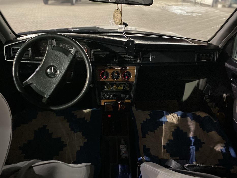 Mercedes Bens 190..