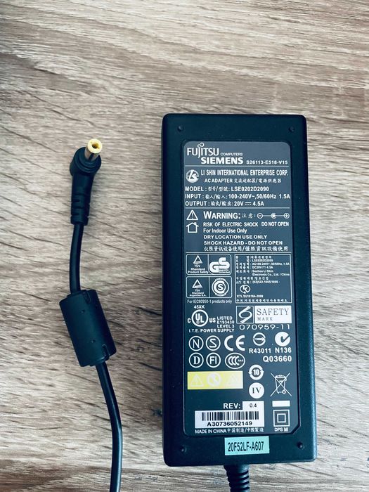 Incarcator Laptop 90W - Fujitsu Siemens S26113-E518-V15 - Lenovo