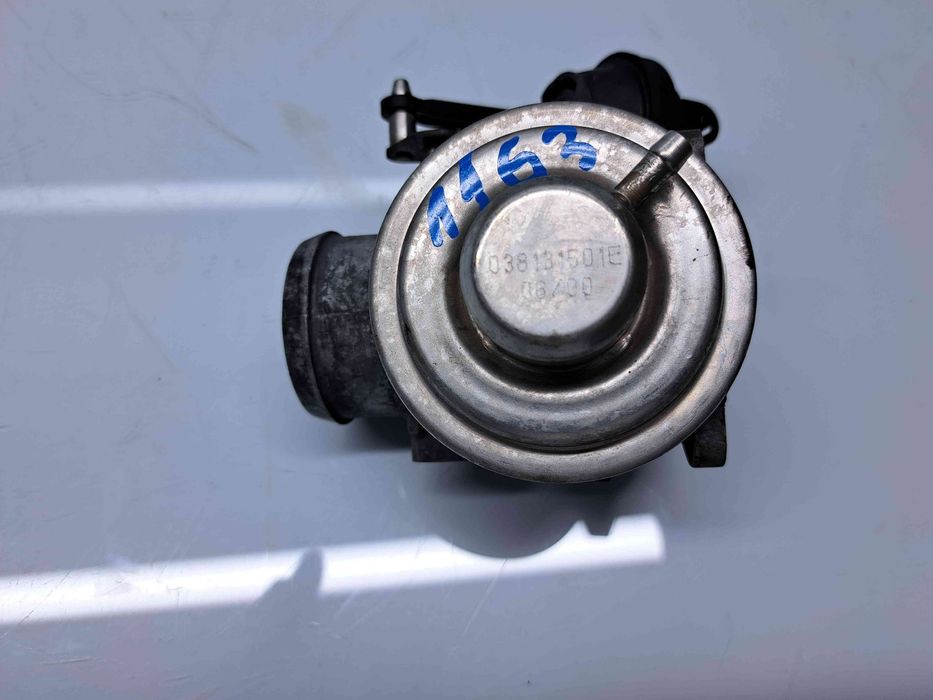 Supapa EGR Volkswagen Golf 4 Variant (1J5) [Fabr 1999-2005] 038131501E