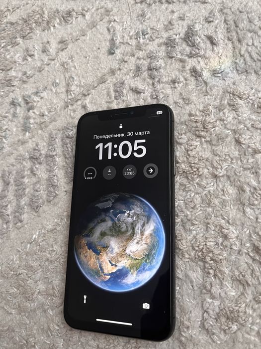 Продам айфон х.