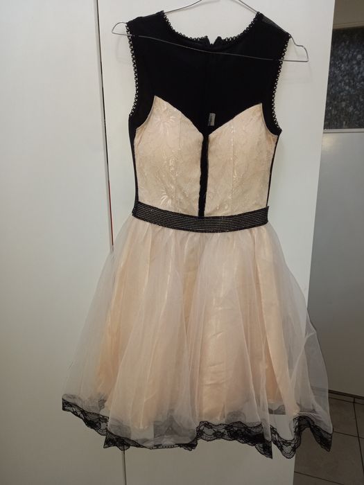 Rochii de seara pentru femei