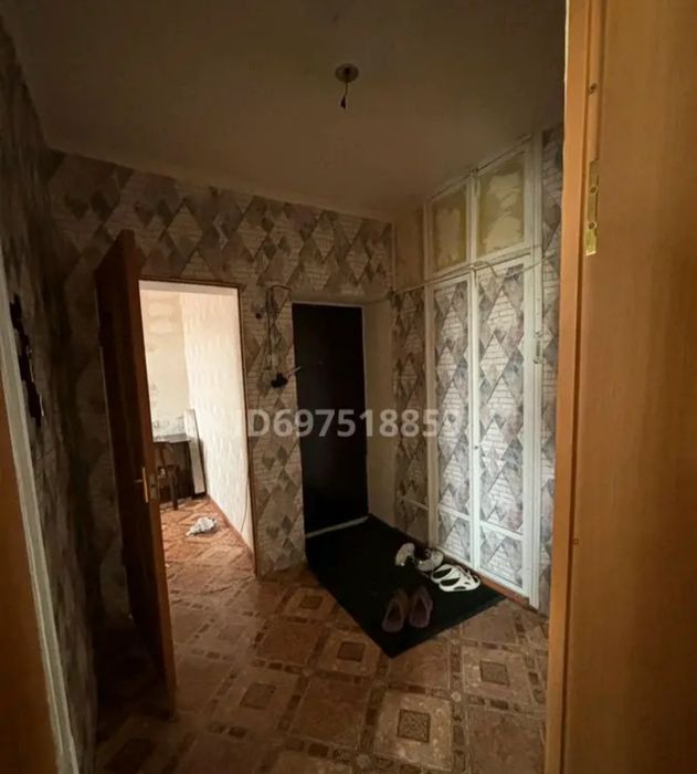 Продам квартиру 3 х комнатную