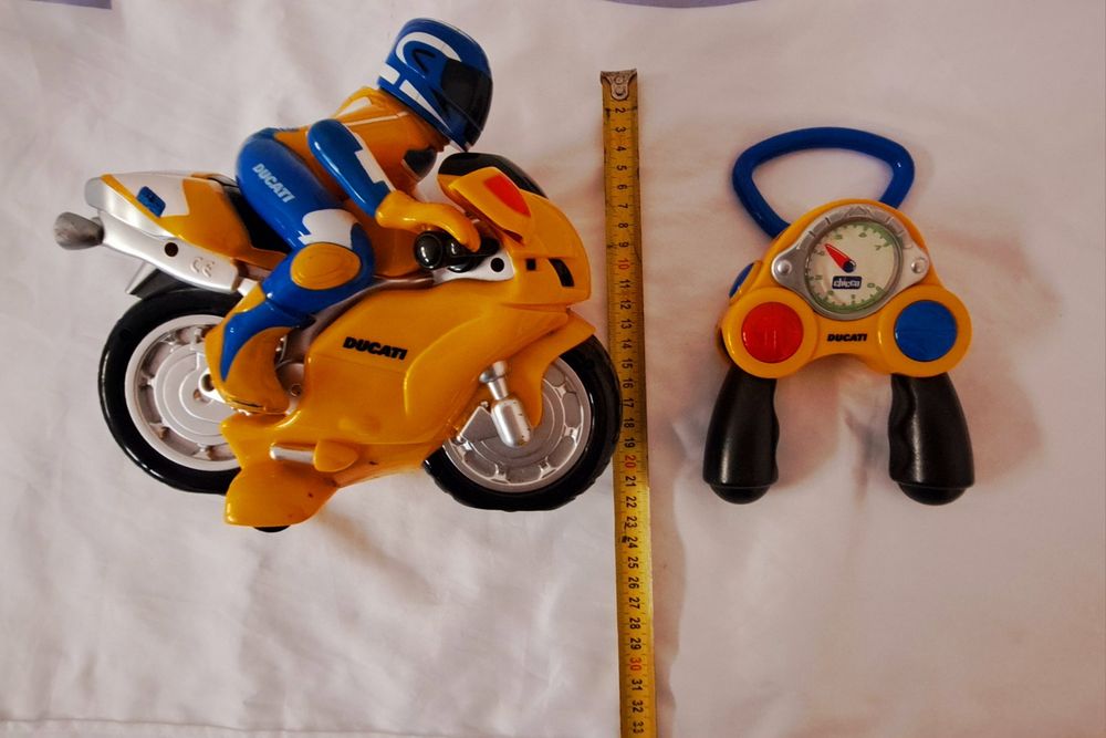 Chicco - Motocicleta Ducati cu Telecomanda