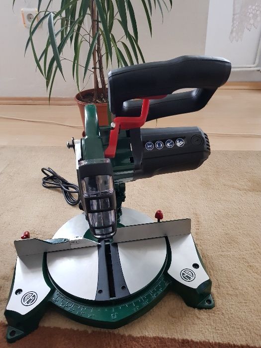 НОВ Немски настолен циркуляр Пендула 1500W  герунга Parkside  Германия