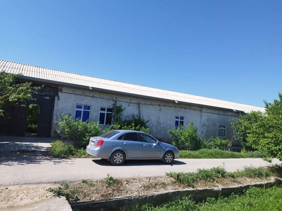 Срооочна ховли сотилади