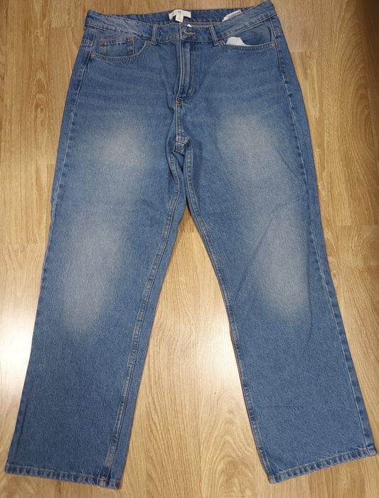 Jeans H&M noi croiala dreapta