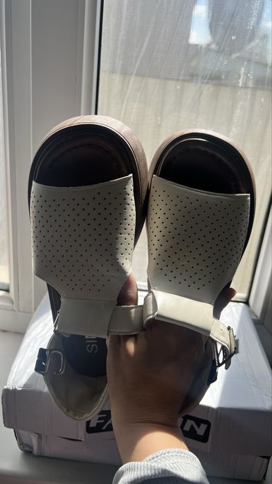 босоножки серо-коричневый