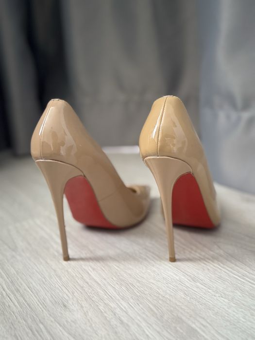 Дамски обувки на висок ток 38