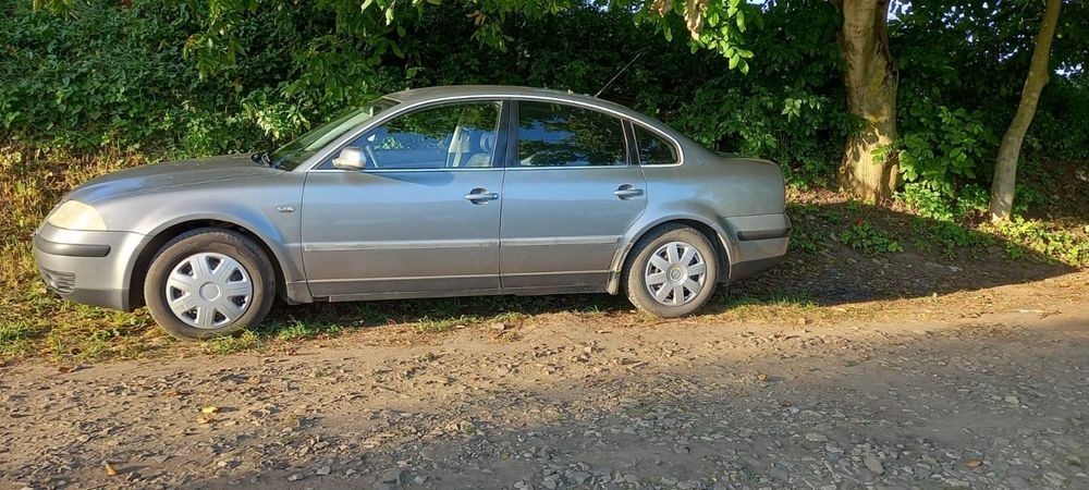 VOLKSWAGEN Passat 2003 — imagine 2
