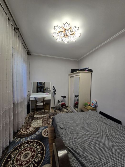 Продается дом с ремонтом на Файзобаде 4-комнаты, заезд для двух авто!