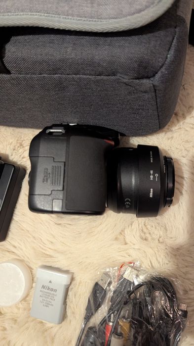 Vand Nikon D5300 impecabil!