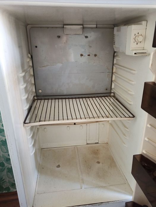 Продам холодильники