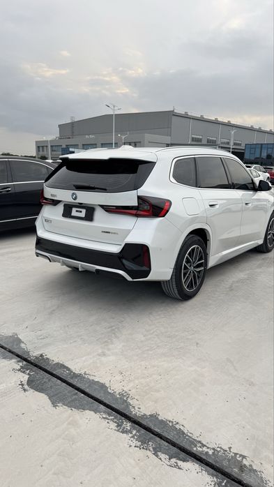 Bmw ix 1 25L EDrive