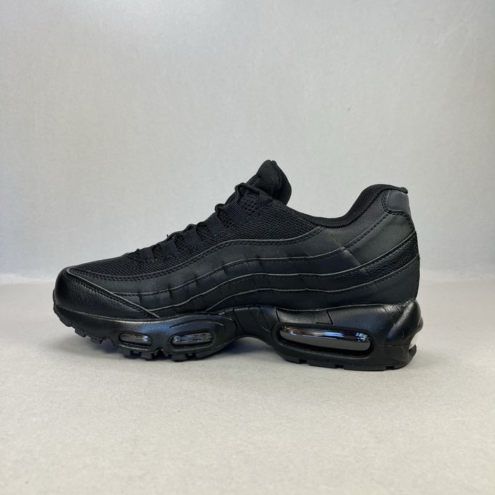 Nike Air Max 95 "Triple Black"! НОВИ!