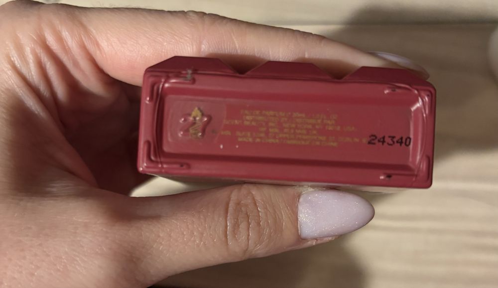 Парфюм Sabrina Carpenter Cherry Baby