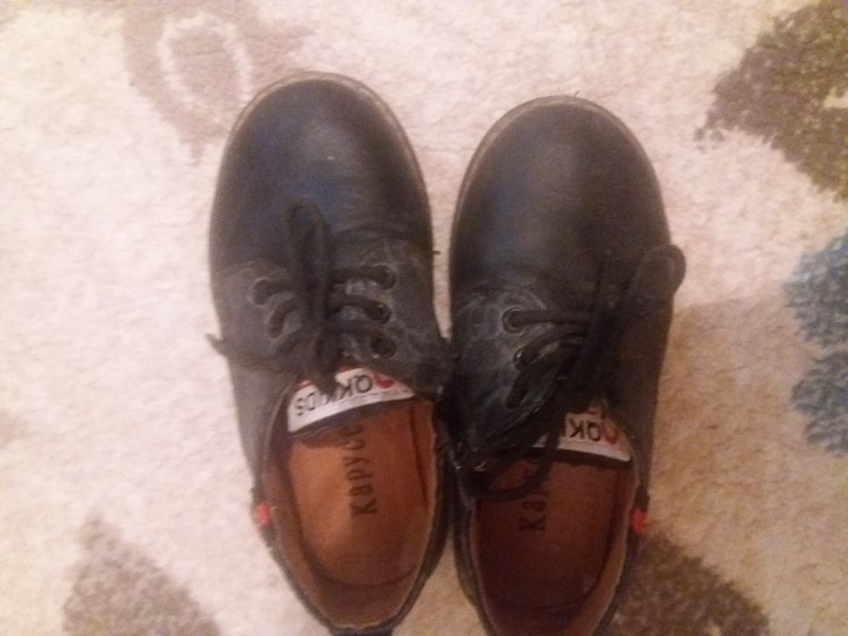 Продам ботинки