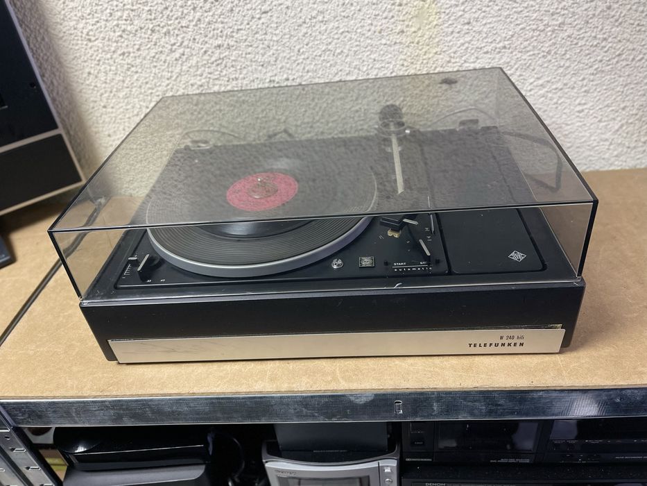 Грамофон Telefunken W 240 HIFI