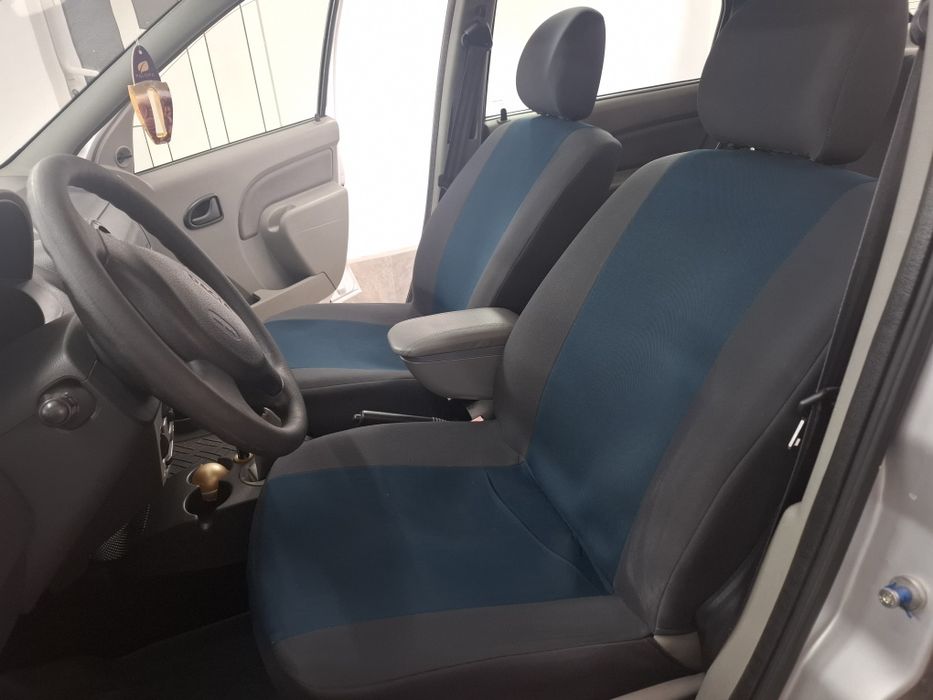 Huse dedicate Dacia Logan - 150 lei; huse universale Fiat Panda 30 lei
