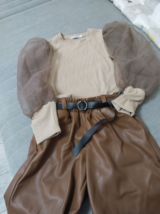 Нарядный костюм.для девочки 9-10 лет