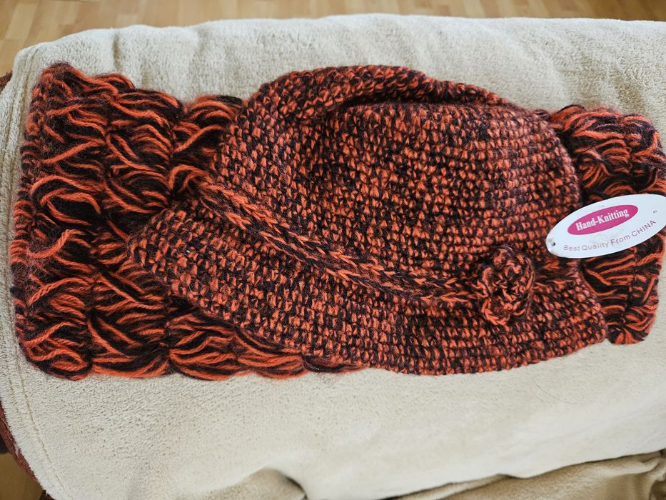 Комплект шапка и шал