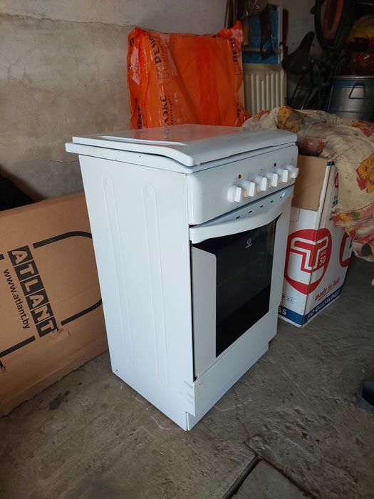 Продам электро  плиту только для вас !!! Indesit