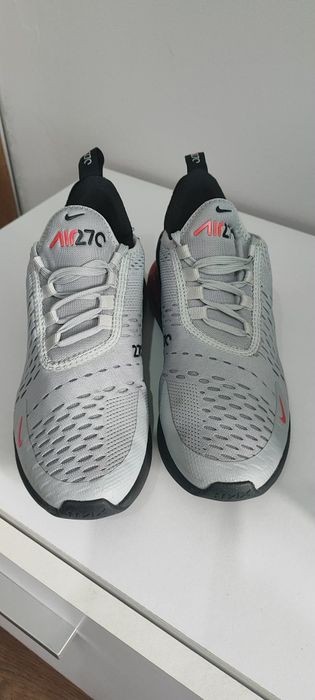 Дамски маратонки Nike
