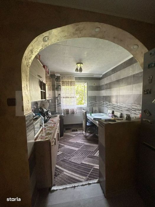Apartament 2 camere, 44 mp, zona Moreni
