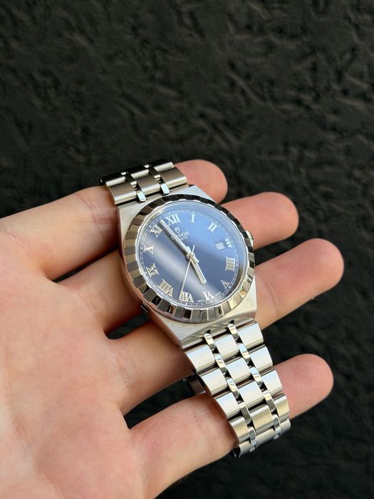 Унисекс автоматичен часовник Tudor Royal Date 28500 38mm