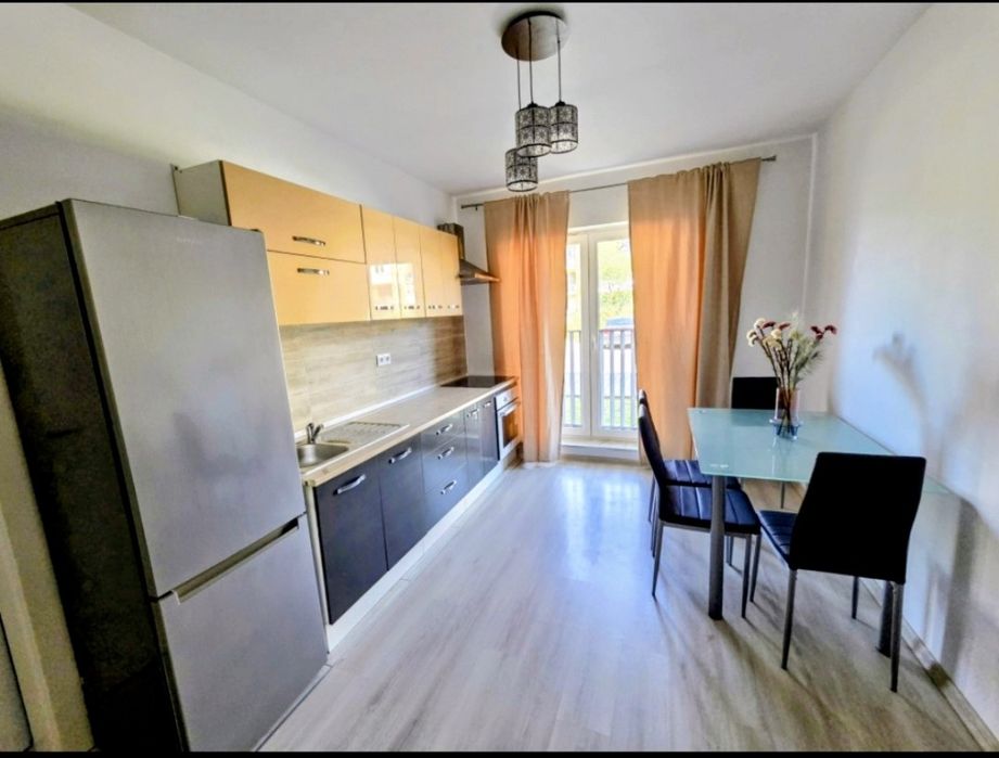 Apartament 2 camere, parter, mobilat si utilat, Zona Centrala Floresti ! — fotografia 3