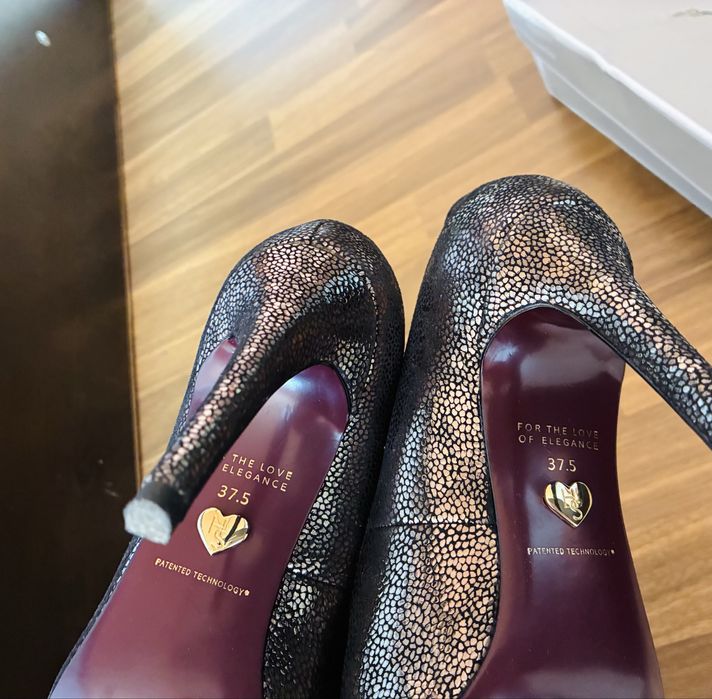 Елегантни обувки Tamaris