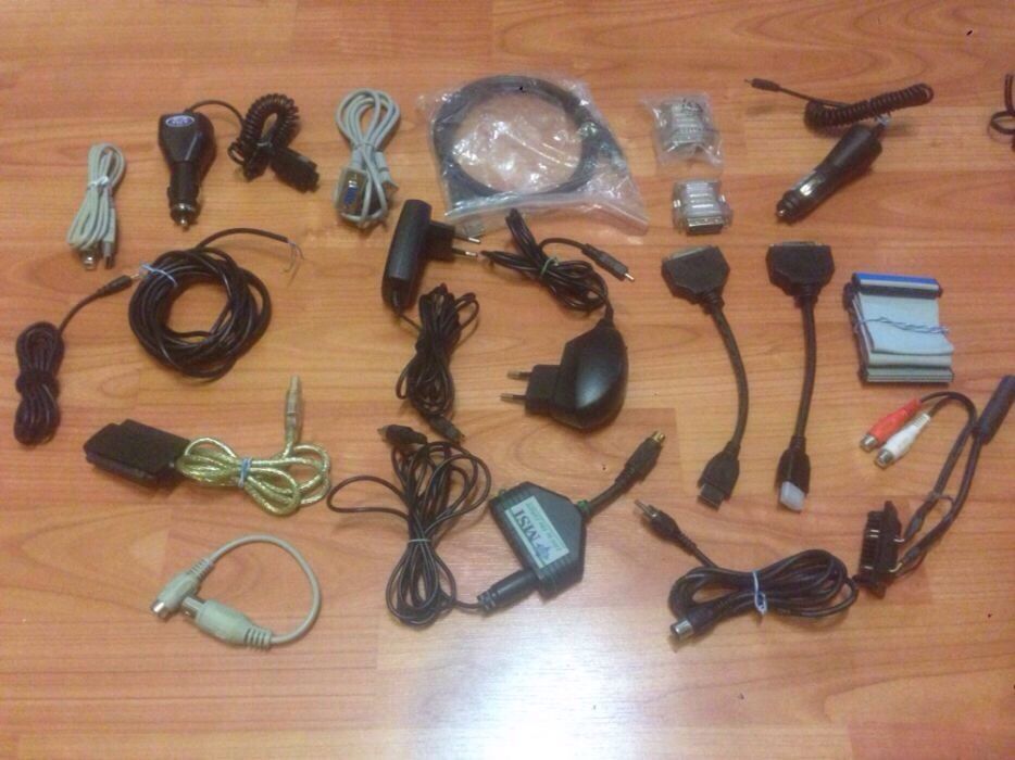 Продам комплектующие провода, блоки питания, сетевые провода,