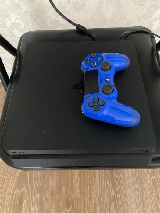 Playstation 4 slim версия