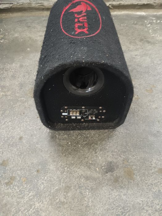 Сабвуфер  с усилителем