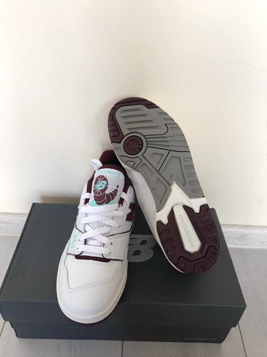 New Balance 550 Burgundy Cyan