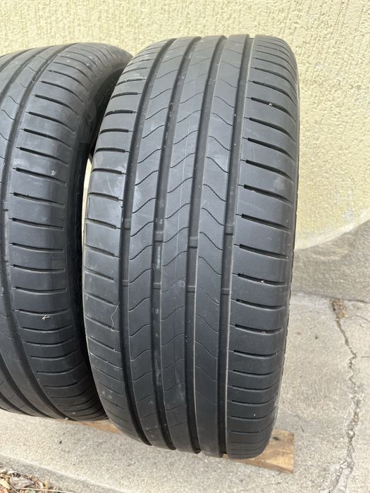 2 бр. летни гуми 225/55/17 Bridgestone DOT 0623 6 mm