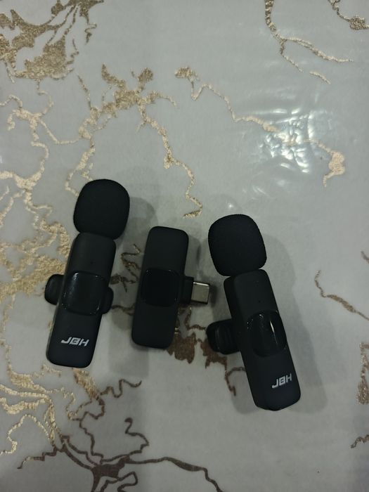 JBH mikrofön sotiladi holati yaxshi yangi ishlatilmagan